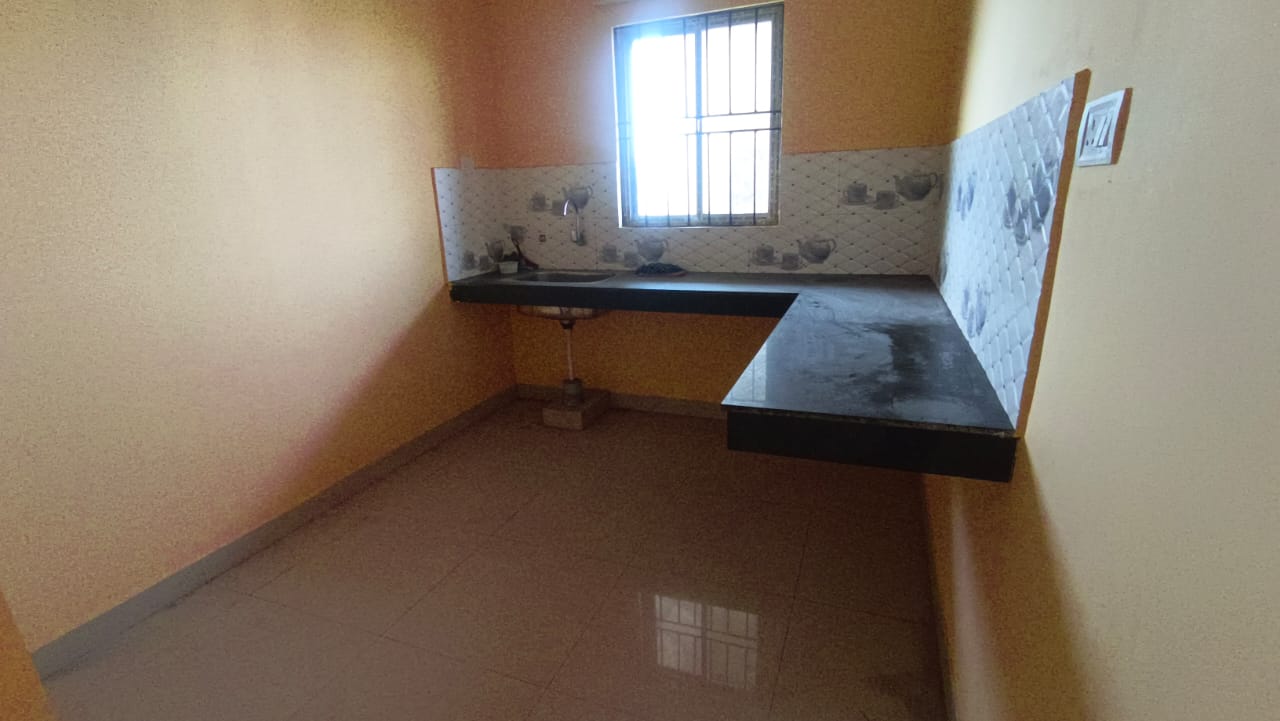 Unfurnished 3bhk in Natun Path, Hatigaon, Guwahati, Assam, India for Rent